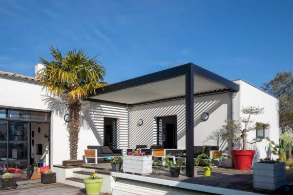 Quelle est la bonne hauteur pour une pergola de jardin ?