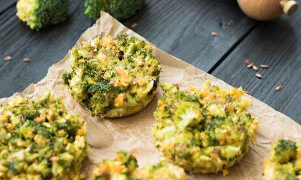 Brocolis aux œufs mimosa - © zbarovskiy96 - stock.adobe.com
5 à 8 minutes