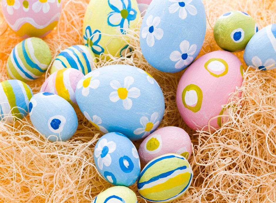 Des oeufs de Pâques décorés à la peinture, motif 5