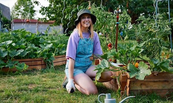 Léa et ses carrés potager optimisés - © Studio EVO