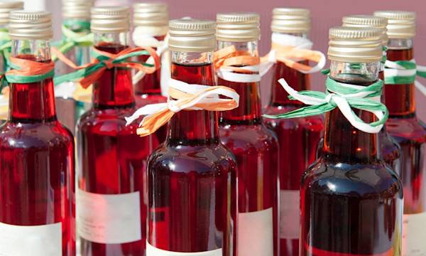 Recette de sirop de groseille avec extracteur de jus - © Engel173- stock.adobe.com