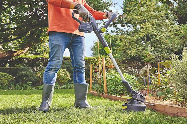 Pas si dur avec ce coupe-bordure ! - Coupe-bordures-sans-fil-20V-Ø-25-cm -ECLOZ