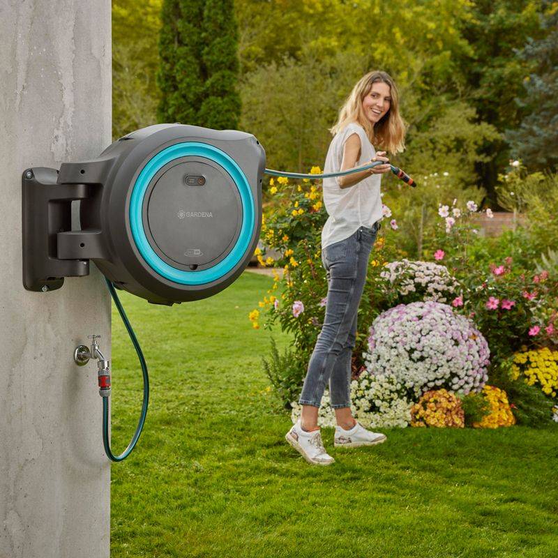 Gardena - Dévidoir automatique mural PowerRoll XXL - 18V - GARDENA - Kit prêt à l'emploi avec batterie P4A - 18645-20 - Image 4