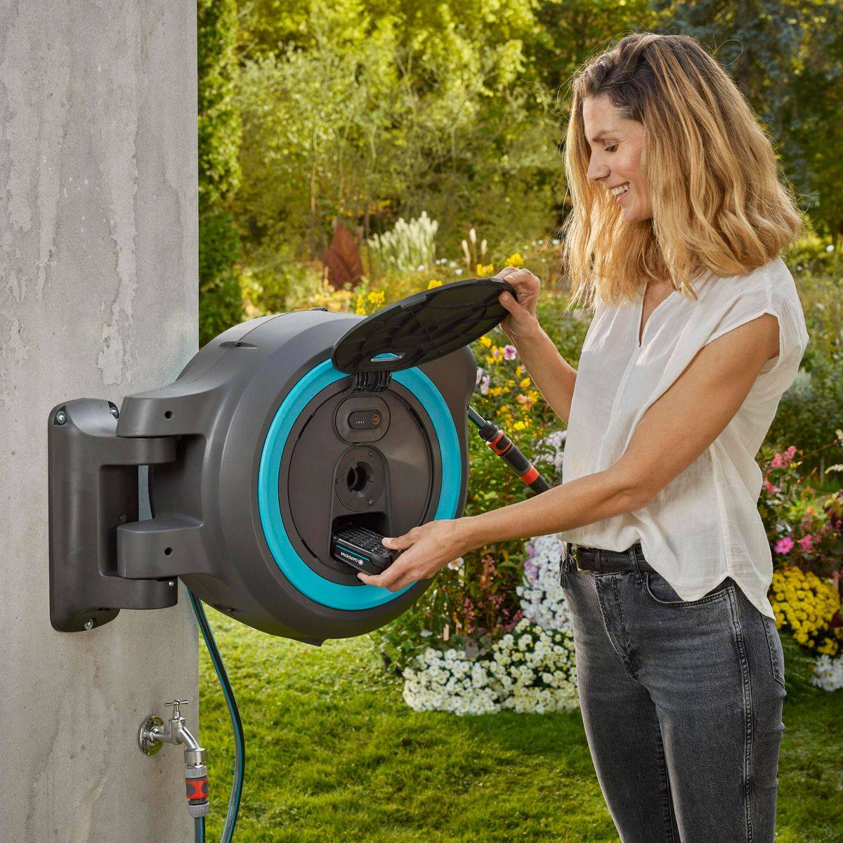 Gardena - Dévidoir automatique mural PowerRoll XXL - 18V - GARDENA - Kit prêt à l'emploi avec batterie P4A - 18645-20 - Image 5