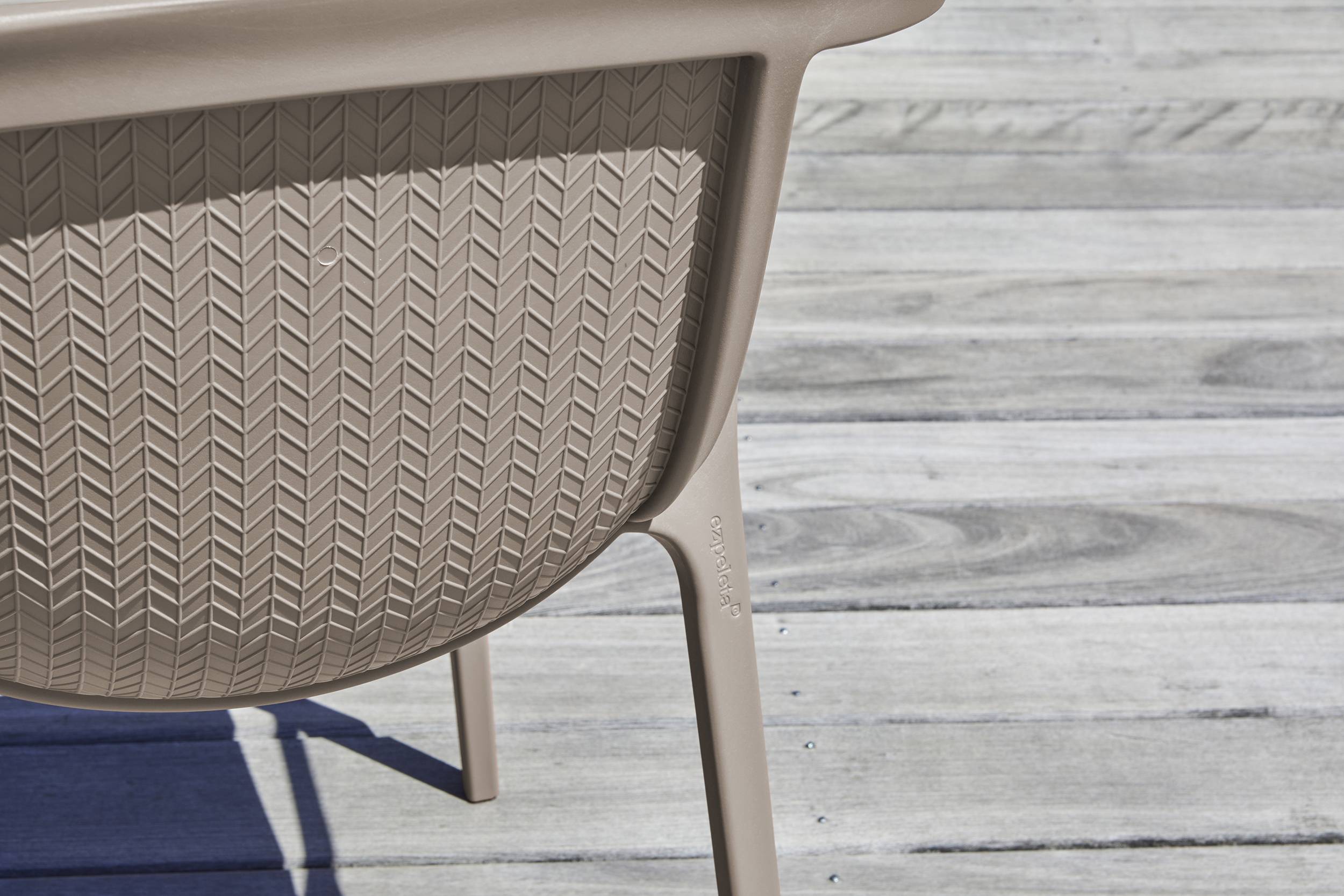 Fauteuil de jardin empilable en Polypropylène renforcé - Taupe - HOP - Image 3