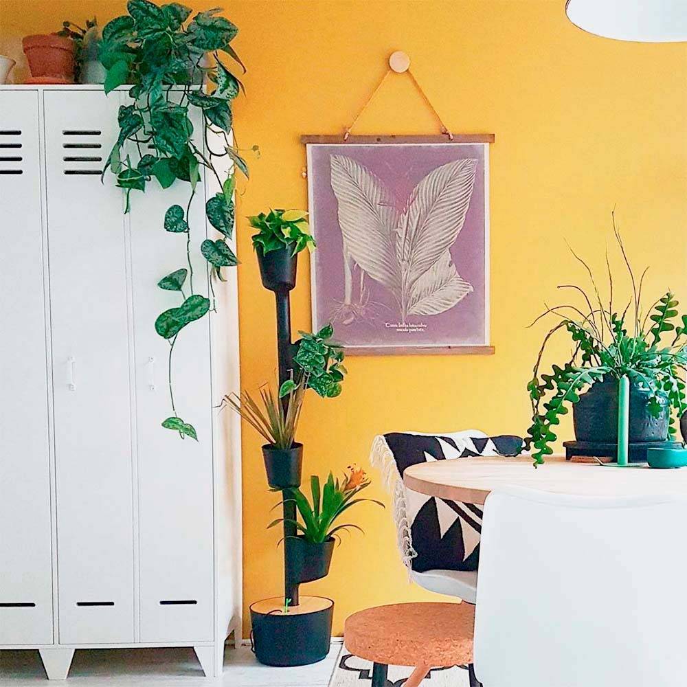 Jardinière verticale CitySens noire et bois teck avec 4 pots et arrosage automatique Wi-Fi - Image 4