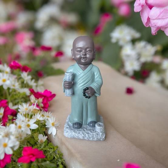 Zen Light - Statue Bouddha Porte-Encens Tripitaka -Ambiance zen et harmonieuse-figurine porte-bonheur- idée cadeaux-H22cm–Zen'Light - Image 1