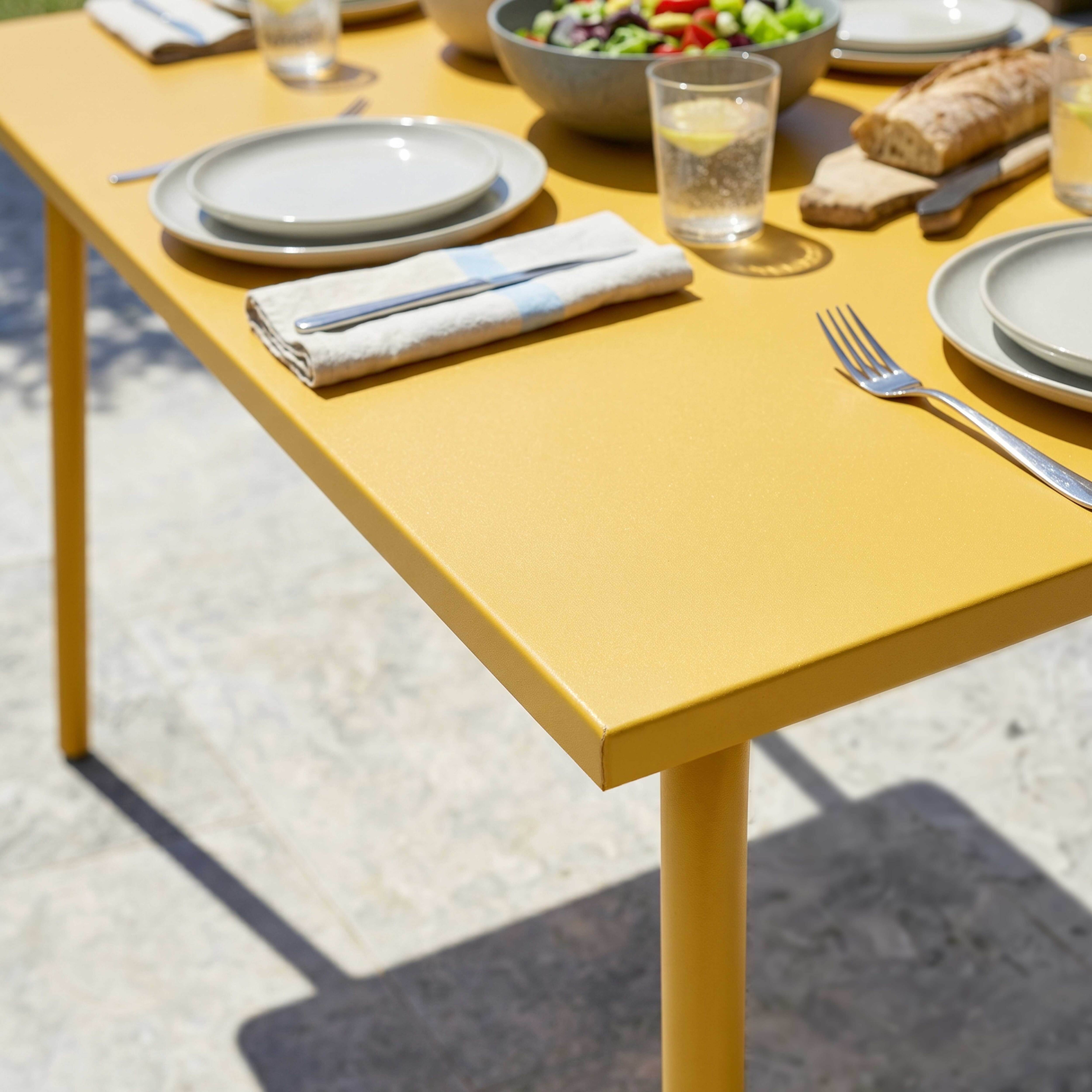 Oviala - Table de jardin en acier 6 places 120 cm jaune Palavas - Oviala - Image 4