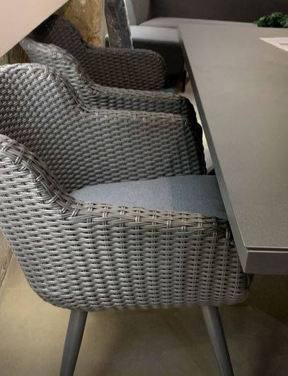 Châlet-Jardin - Chaise-fauteuil Amadora en résine tressée - pieds en aluminium - Anthracite Chalet & Jardin - Image 5
