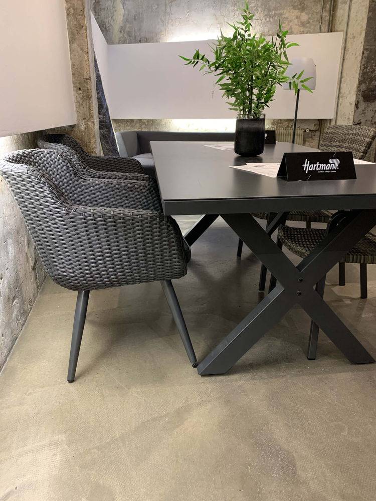Châlet-Jardin - Chaise-fauteuil Amadora en résine tressée - pieds en aluminium - Anthracite Chalet & Jardin - Image 3