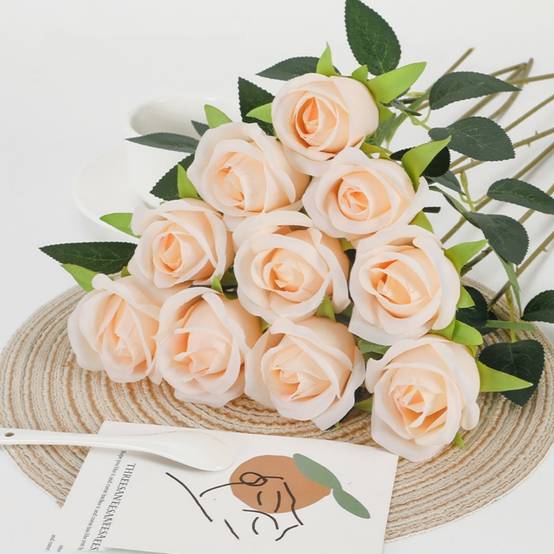 Roses Artificielles Champagne - Lot de 2 - Décoration Élégante pour Mariage et Intérieur - Lytech - Image 1