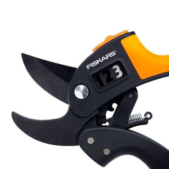 Fiskars - Fiskars Powerstep P83 Cutter Black Orange (1000575) - Image 3