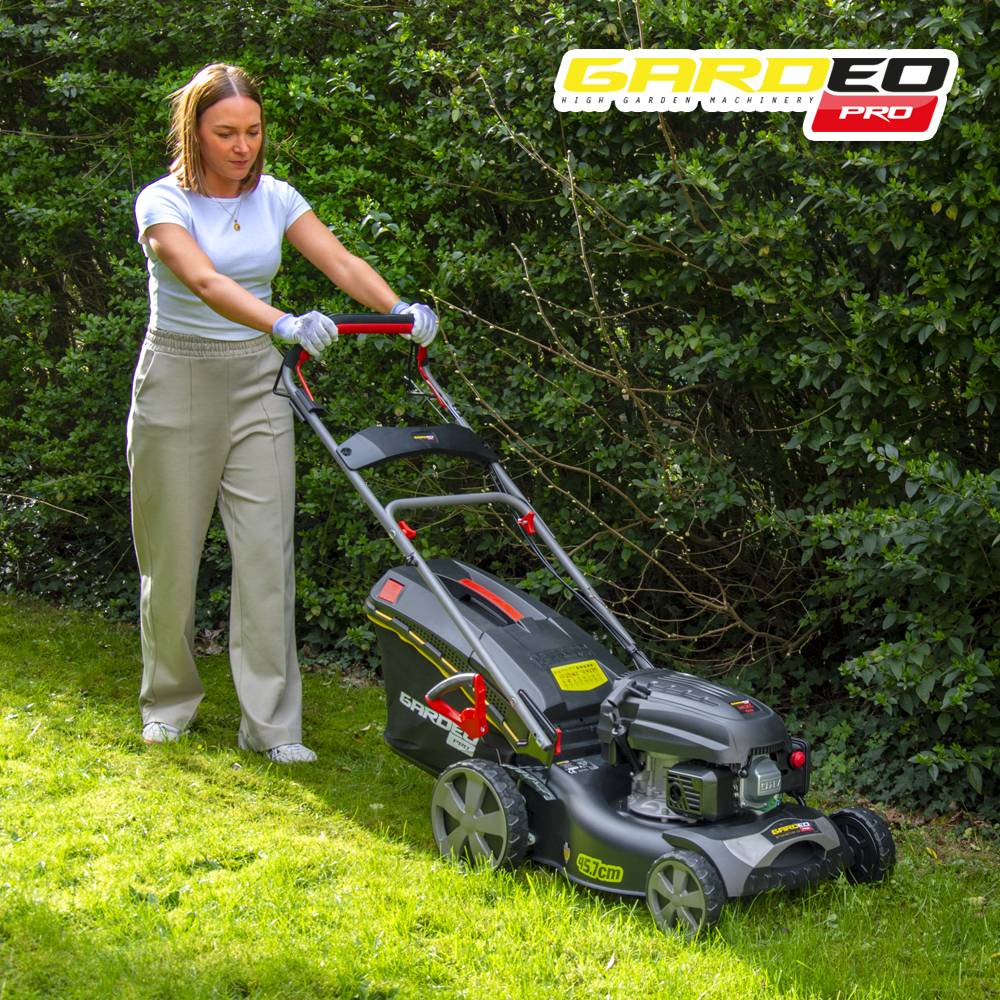 Elem Garden Technic - Tondeuse thermique autotractée 144.3cc - 46cm livrée avec 2 lames + mulching - Gardeo Pro - Image 4