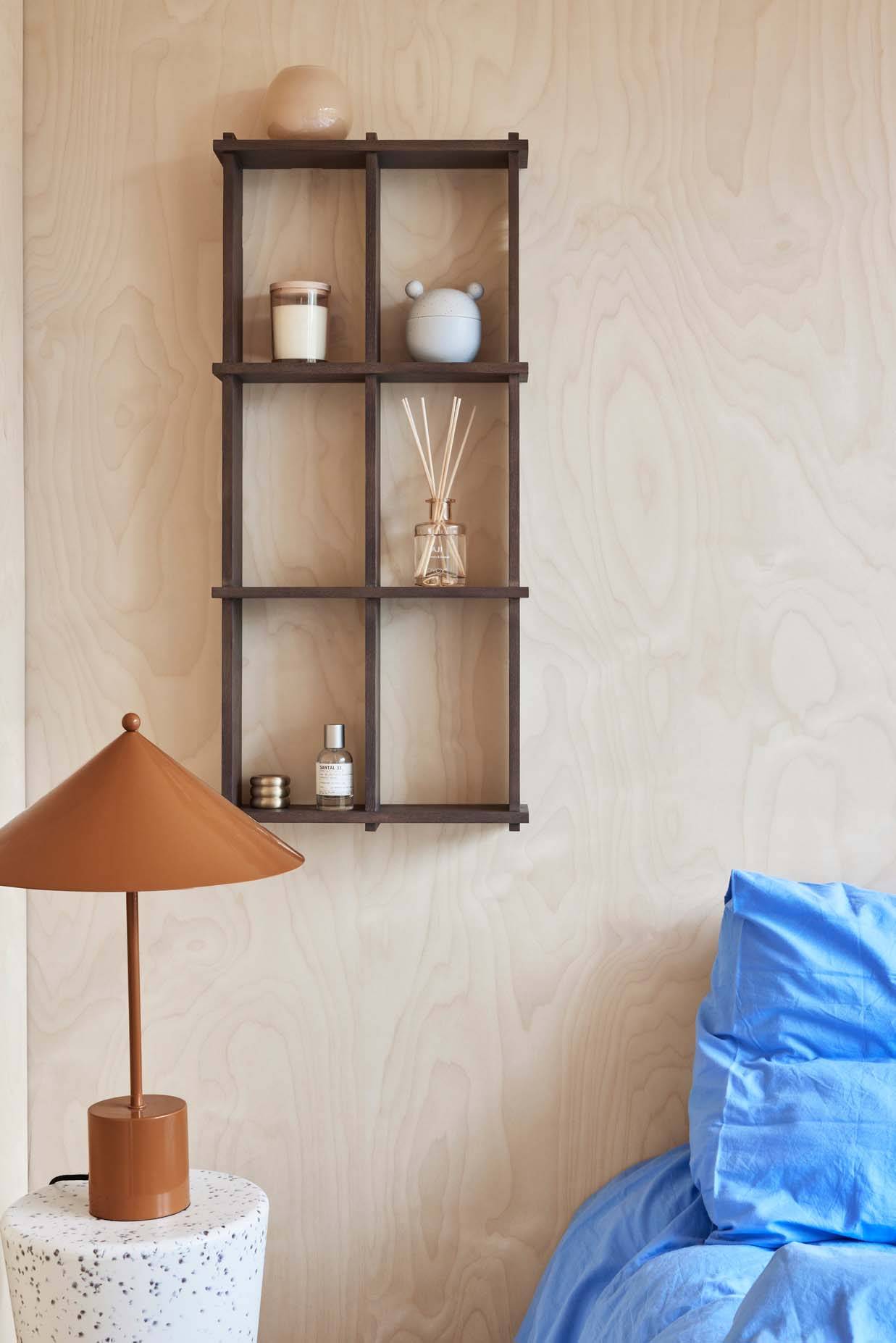 Tabouret marron plastique - Image 3