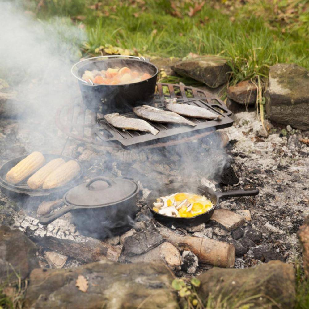 Esschert Design - Set à cuisiner en fonte 7 pièces Feu de Camp - Image 3
