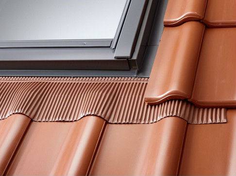 Raccord Rouge brun VELUX 78x118 cm pour tuile inférieure à 120mm - EDW MK06 0700C2