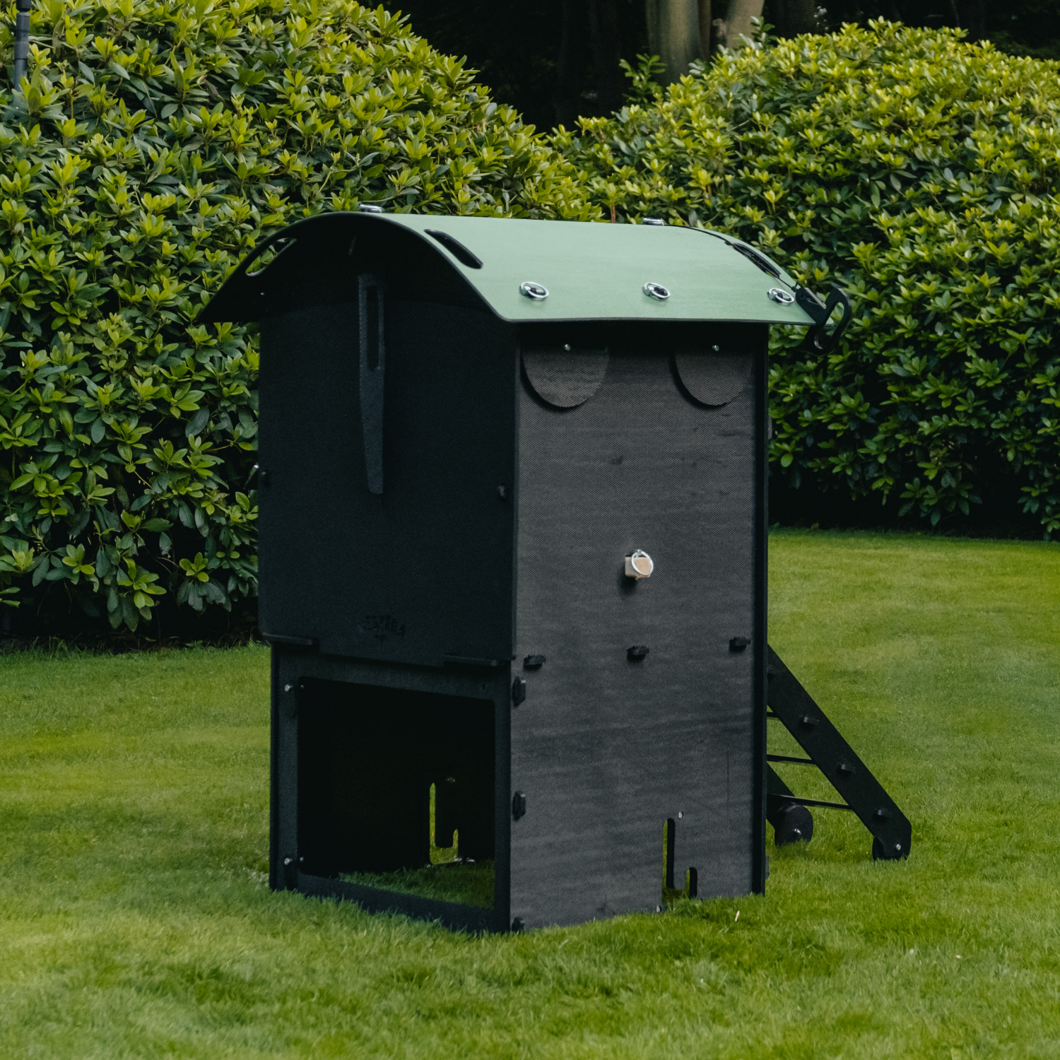 Poulailler Nestera The Penthouse Small  3 poules - Plastique recyclé - garanti 25 ans - Image 2