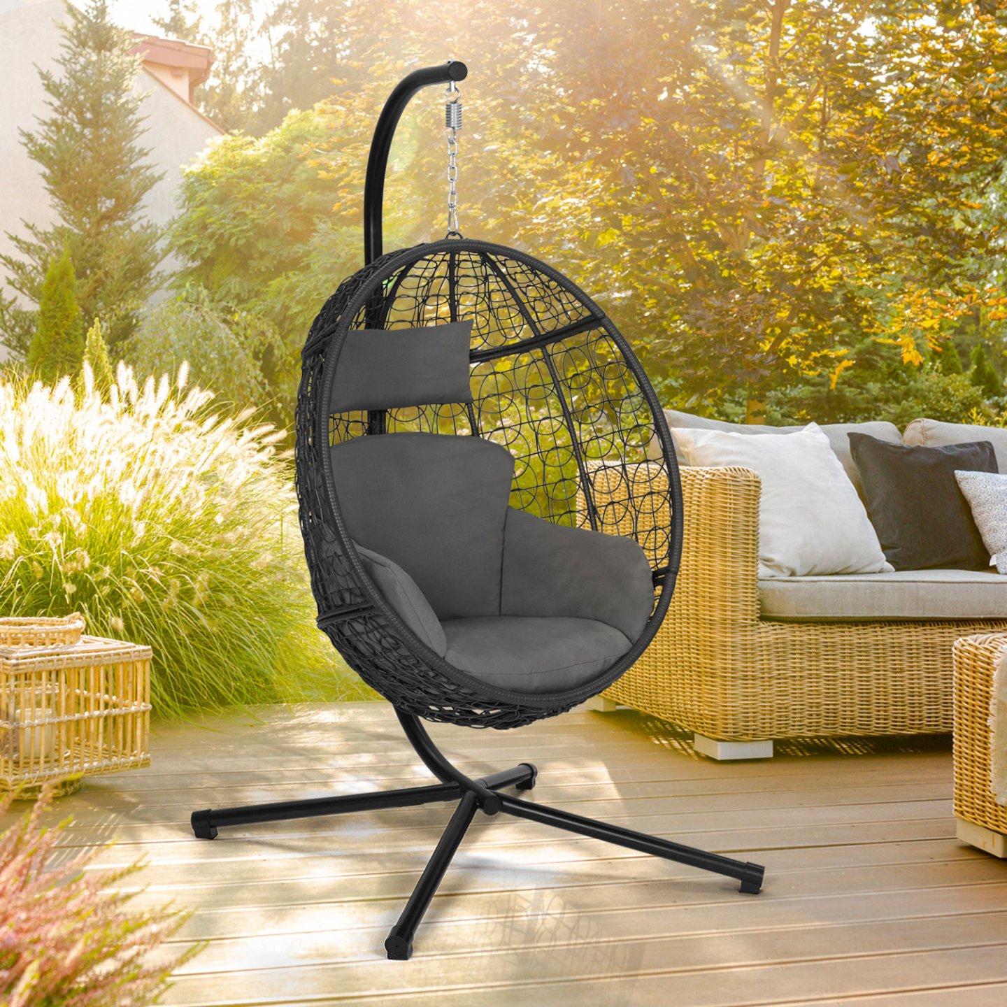 Fauteuil oeuf suspendu ajouré effet rotin gris avec coussin gris - Image 1