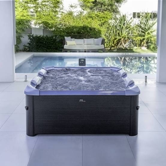 sweeek - Spa rigide 6 places hydromassages. 4 coussins + 8 filtres + bâche incluse. OSLO SAPPHIRE. L 160 x P 160 x H 65 cm | sweeek - Image 3