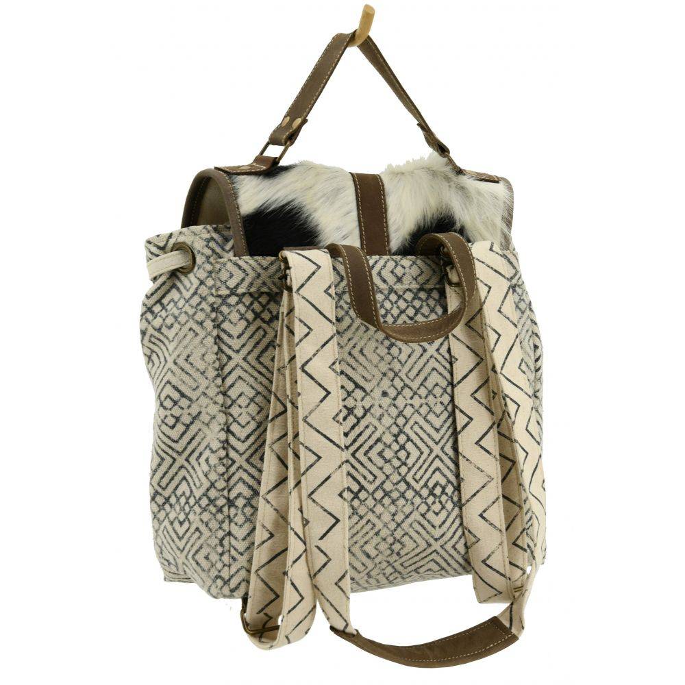 Aubry Gaspard - Sac à dos en coton et peau de vache Globe Trotteur - Image 3