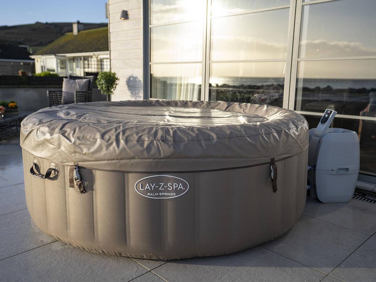 Bestway - Spa gonflable Lay-Z-Spa Palm Springs rond Airjet 4/6 places - Bestway - Image 4