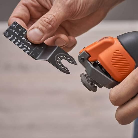 Outil oscillatoire 18V sans fil - multifonction - BLACK+DECKER - sans batterie ni chargeur - accessoires - BDCOS18N-XJ - Image 3