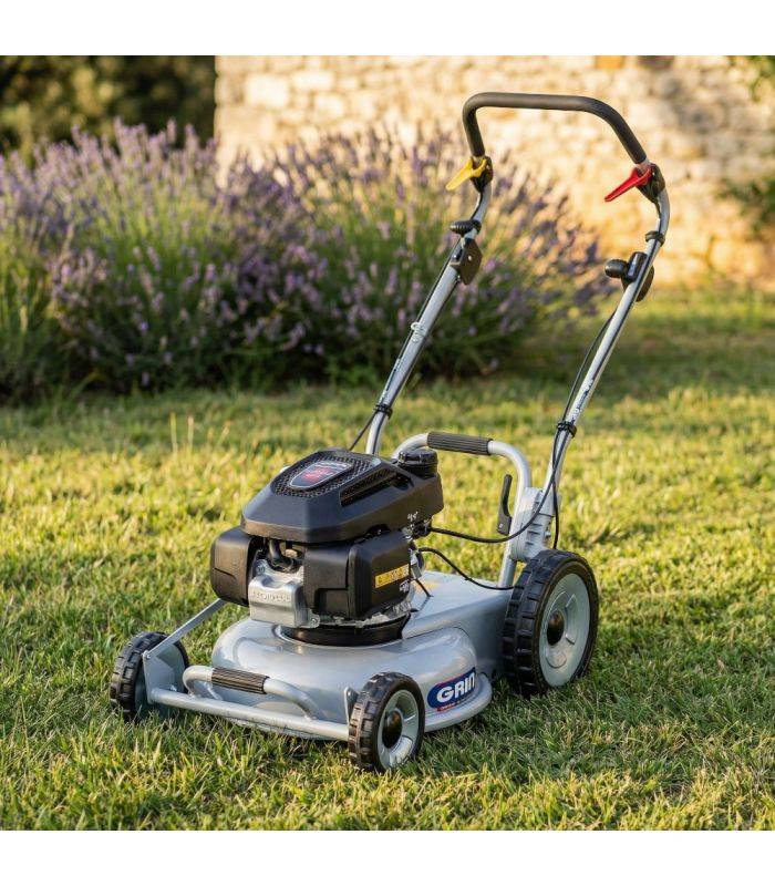 Grin - Tondeuse essence tractée 46 cm pour professionnels, mulching, moteur Honda 201cm³ - GRIN PM46A-HONDA - Image 1