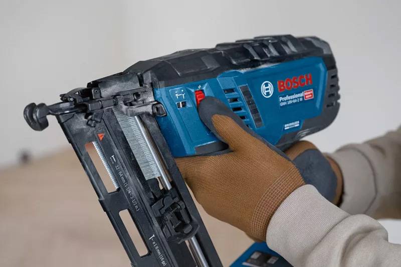 Bosch Professional - Cloueur bois18V GNH 18V-64-2 M (sans batterie ni chargeur) en coffret L-BOXX - bOSCH - 0601482001 - Image 4