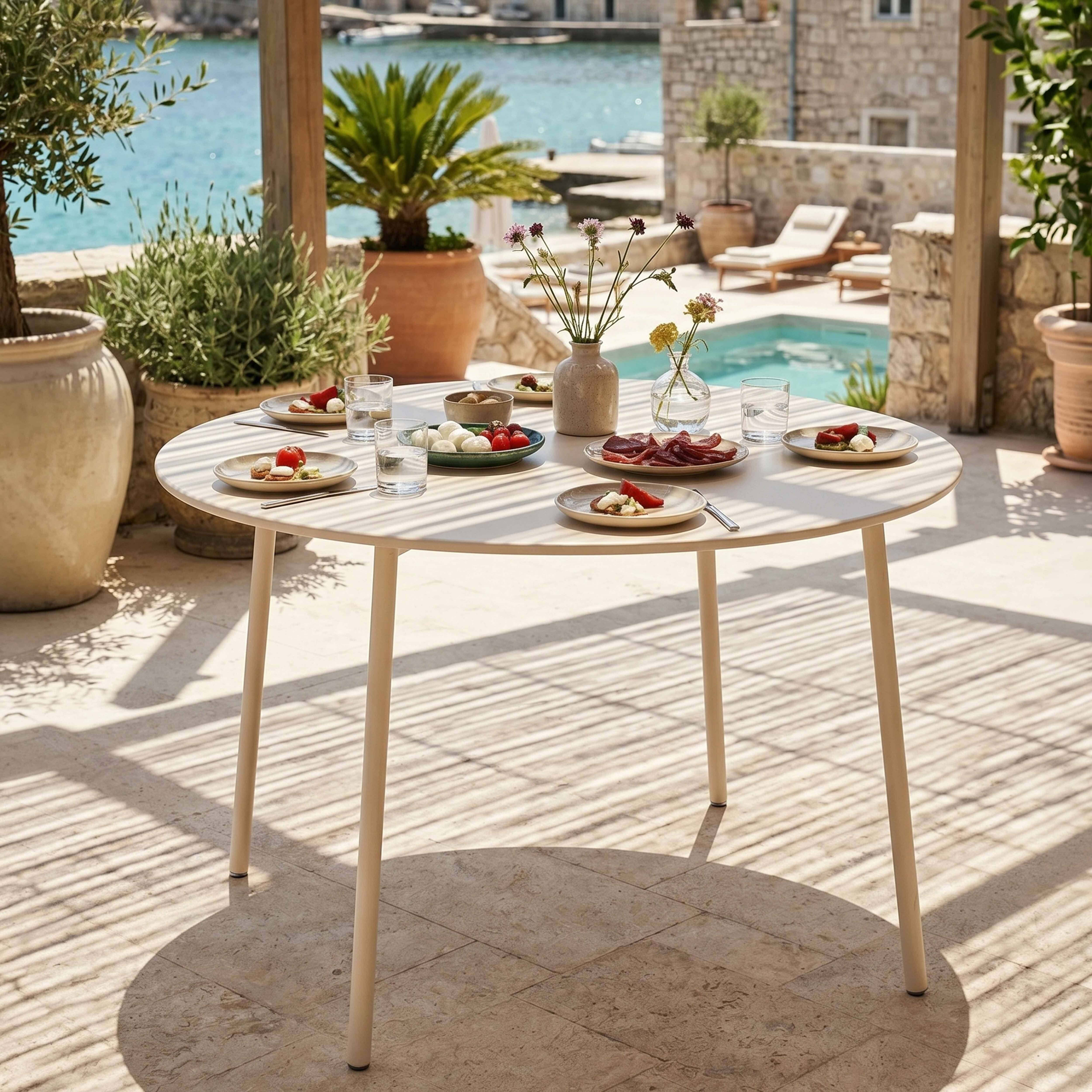 Oviala - Ensemble table de jardin ronde et 6 fauteuils acier ivoire Palavas - Oviala - Image 3