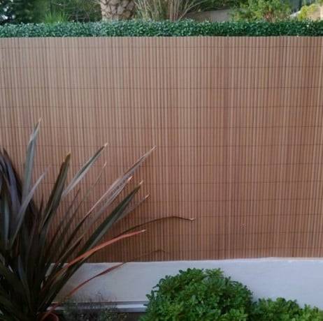 Canisse occultante en PVC imitation Teck 2.50 m - Long 45 m, Hauteur 1.50 m