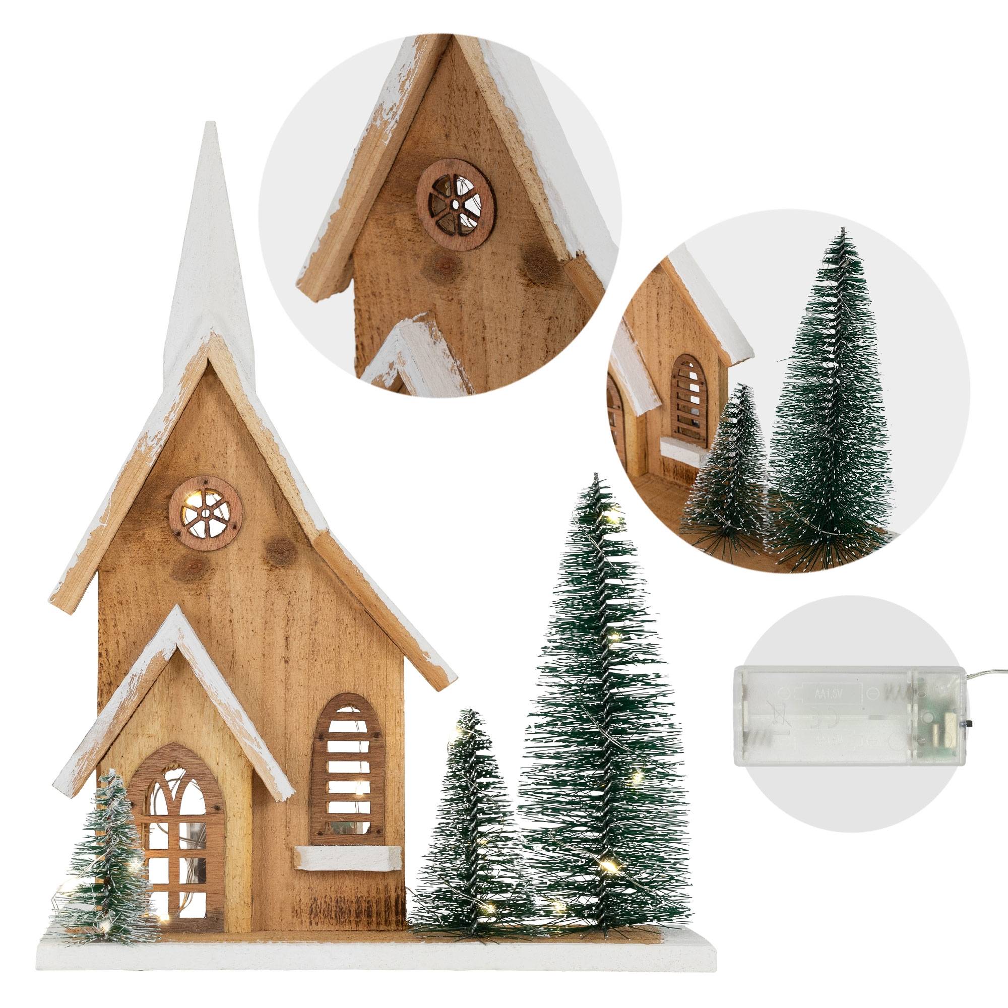 Ecd-Germany - Maison de Noël en bois LED 28x9x34 cm décoration d'hiver 3 sapins avec minuterie - Image 5