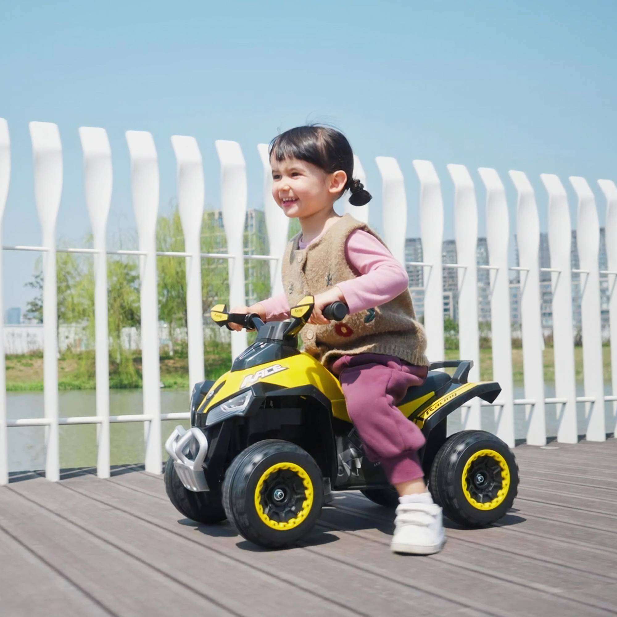 Porteur Enfants SANS Moteur Quad 18-36 Mois dim. 67L x 38l x 44H cm Effets Lumineux et sonores Jaune Noir PAS ÉLECTRIQUE - Image 10