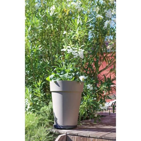 EDA Plastiques - Eda Vase Toscane Mi-haut - ø 44 X 53 Cm - 50 L - Taupe - Image 3