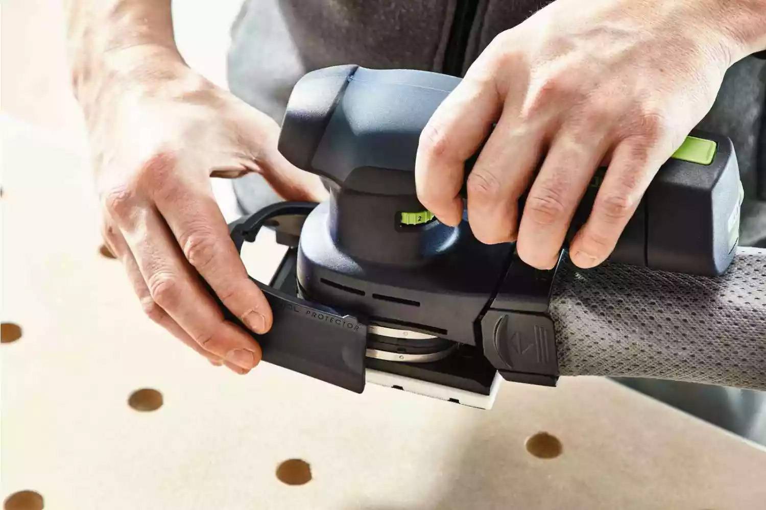 Set ponceuse vibrante hybride RTSC 400 3.0 I-SET - FESTOOL - avec 2 batteries 18V 3.0Ah - chargeur - accessoires - Systainer - 578133 - Image 3