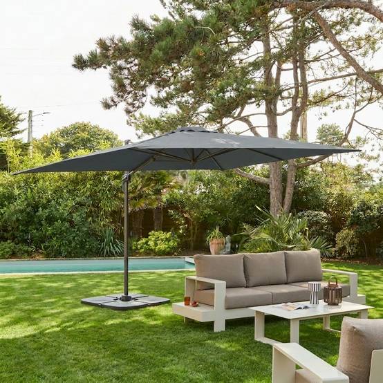 sweeek - Parasol déporté rectangulaire 3x4m – Antibes – gris – parasol déporté. inclinable. rabattable et rotatif à 360° | sweeek - Image 1