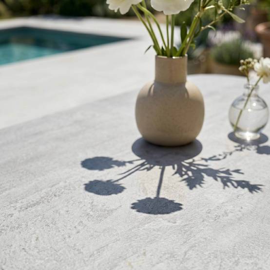 Oviala - Table de jardin aluminium 213x90 cm et 8 chaises textilène beige Nocera - Oviala - Image 4