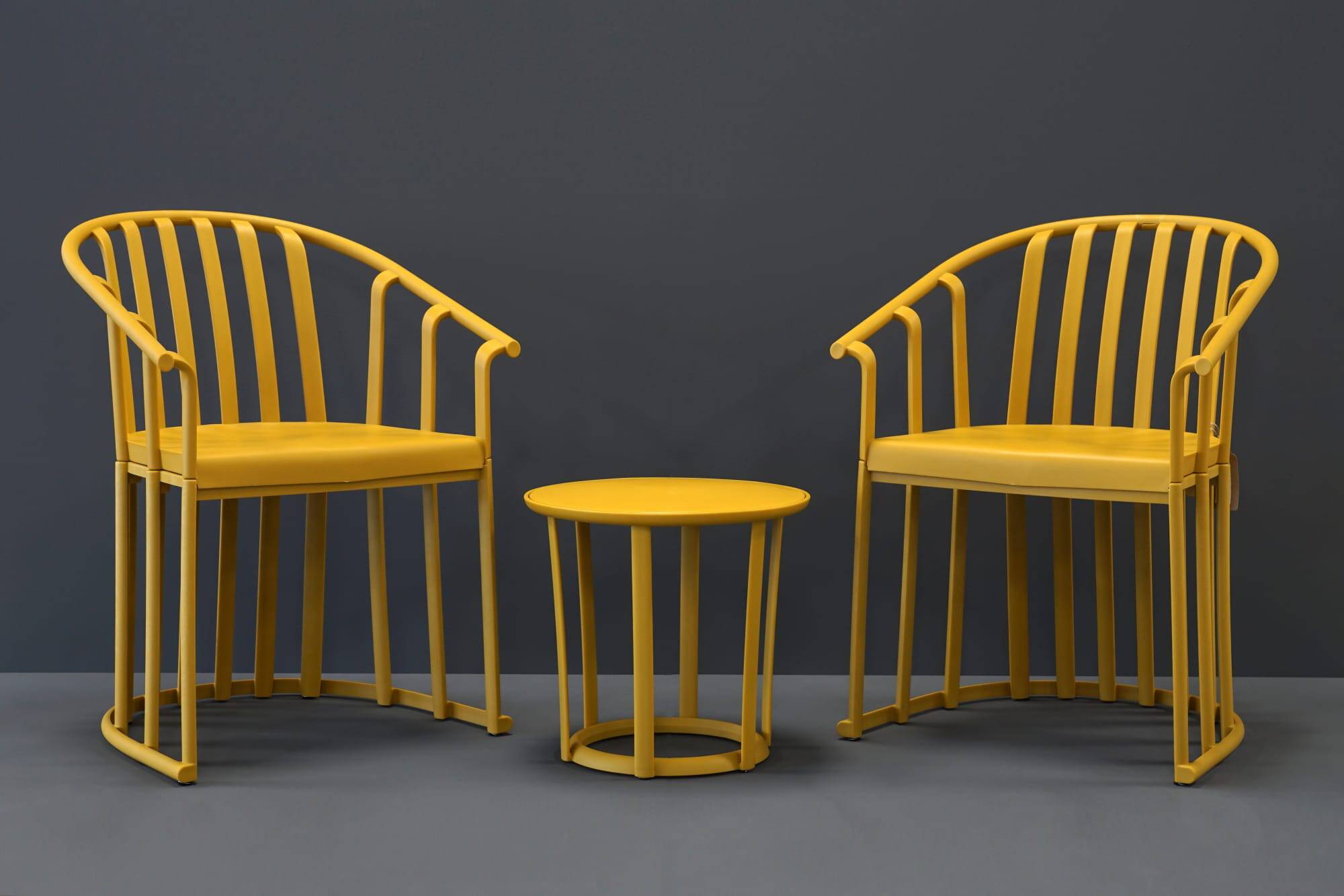 Set 2+1 fauteuils-table intérieur, extérieur noir RAFF Resol - Image 5