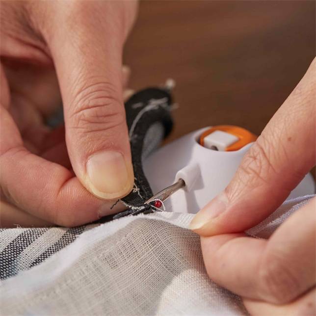 Fiskars - Découseur de table Fiskars - lame en acier - Image 3