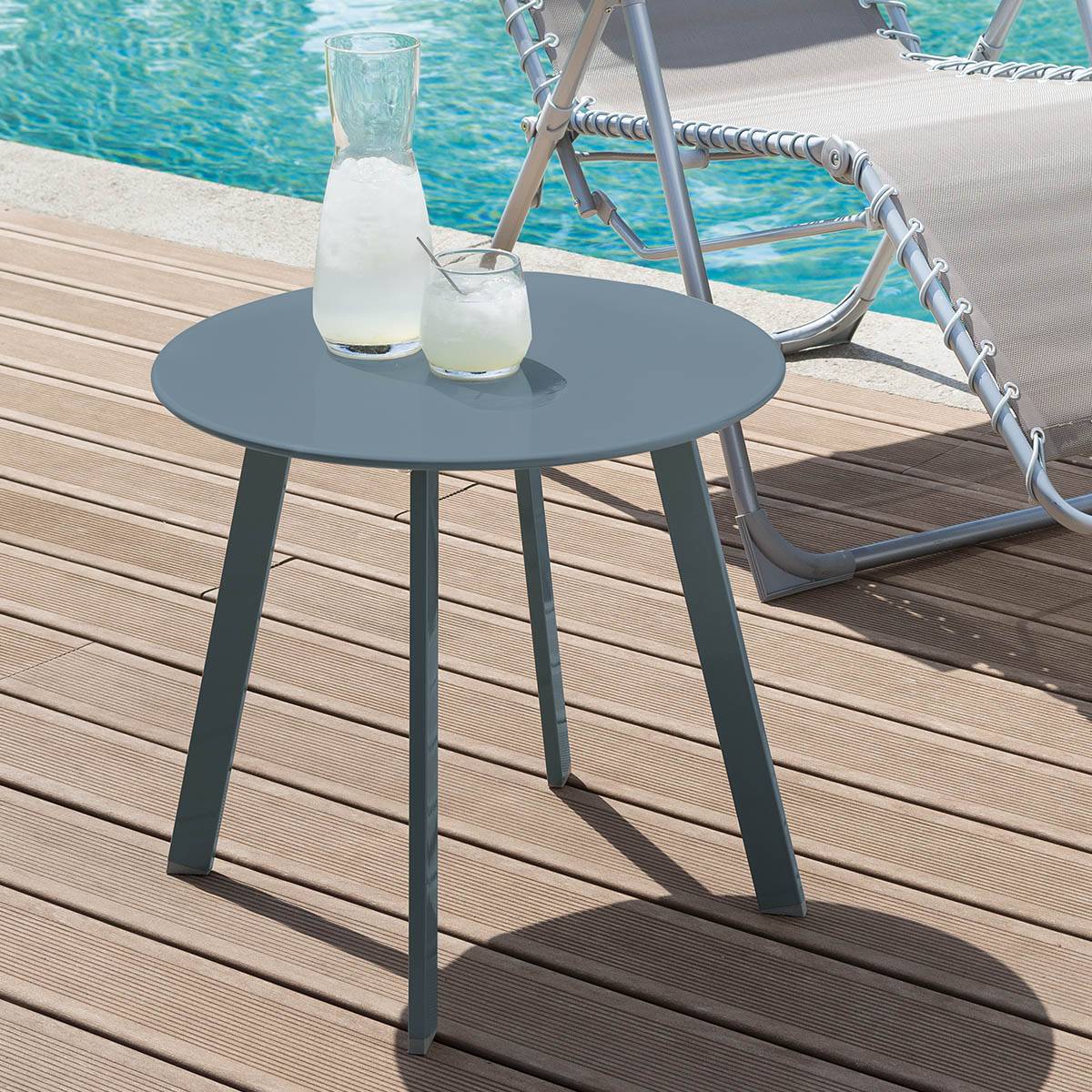 Hesperide - Table d'appoint de jardin ronde "Saona" bleu canard mat 50x45cm en acier cataphorèse Hespéride - Image 4