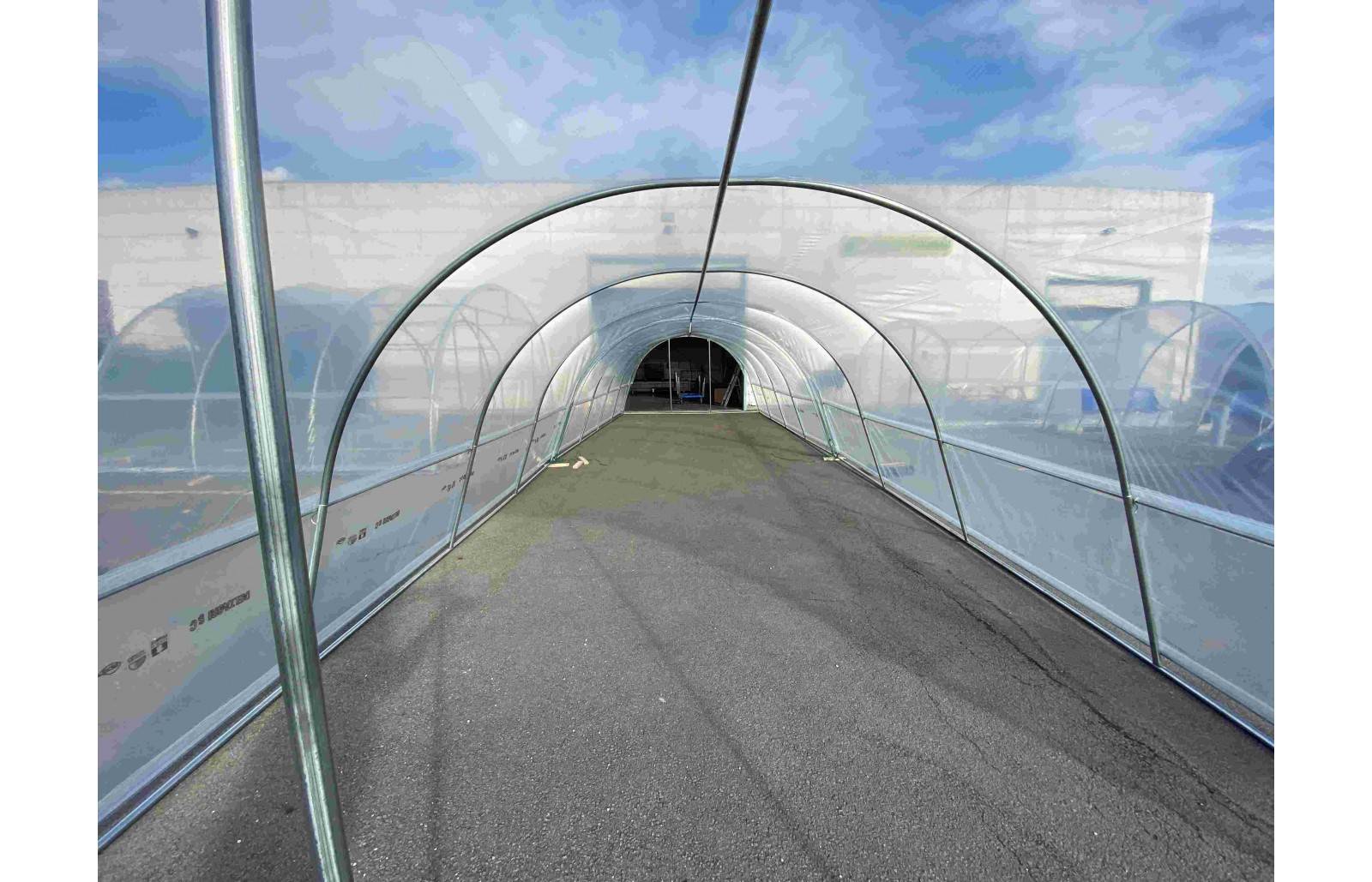 Serre tunnel de jardin - 44m² - 3,7 x 12 m - pieds arrondis - polyéthylène haute densité - aérations latérales - LES SERRES TONNEAU - Image 9