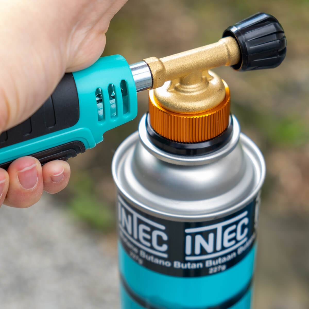 Intec - Désherbeur thermique Brule Herbes Allumage piezo + 12 cartouches 250g + Adaptateur multi cartouches INTEC - Image 3