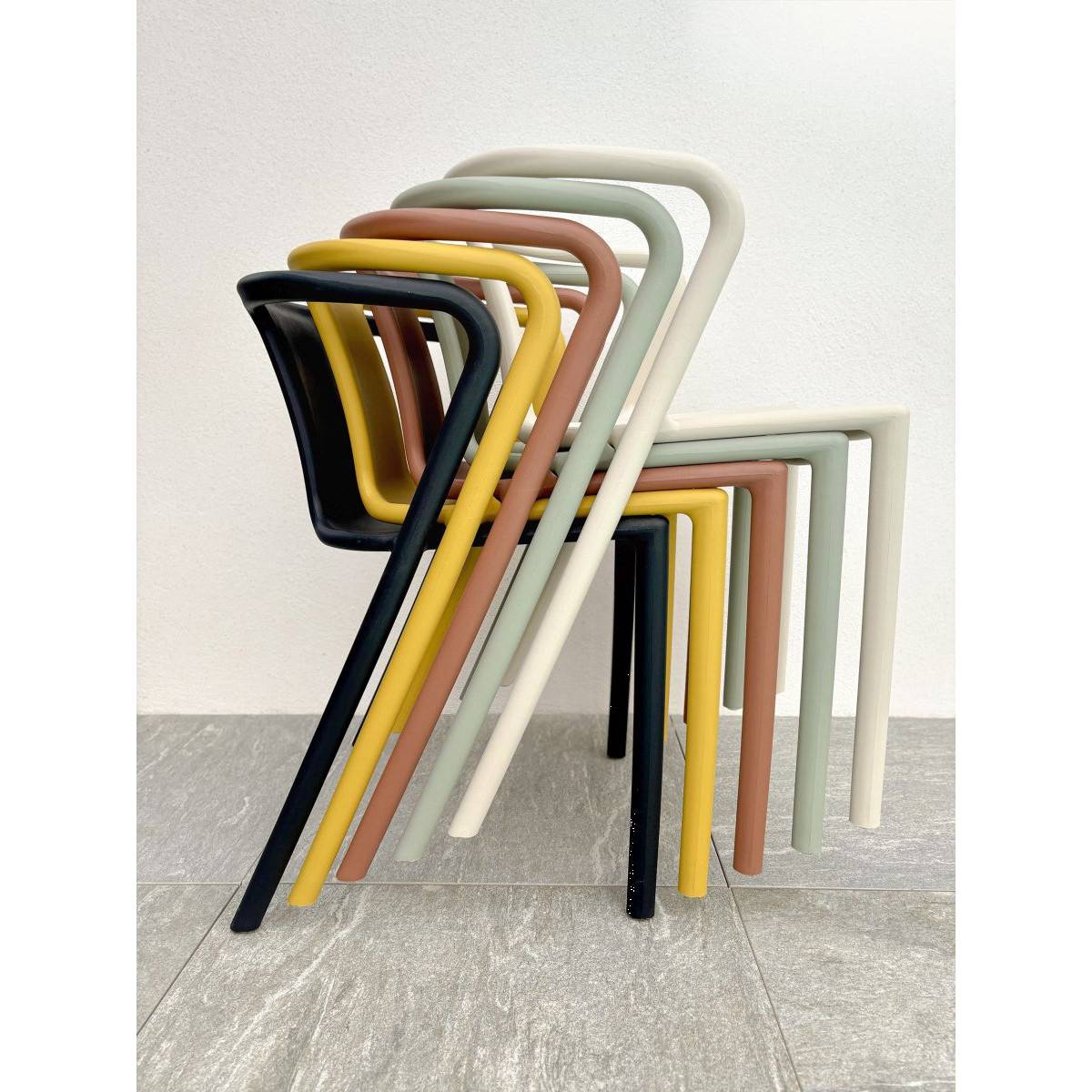 City Garden - Fauteuil de jardin empilable en Polypropylène - Sable - DIEGO - Image 8