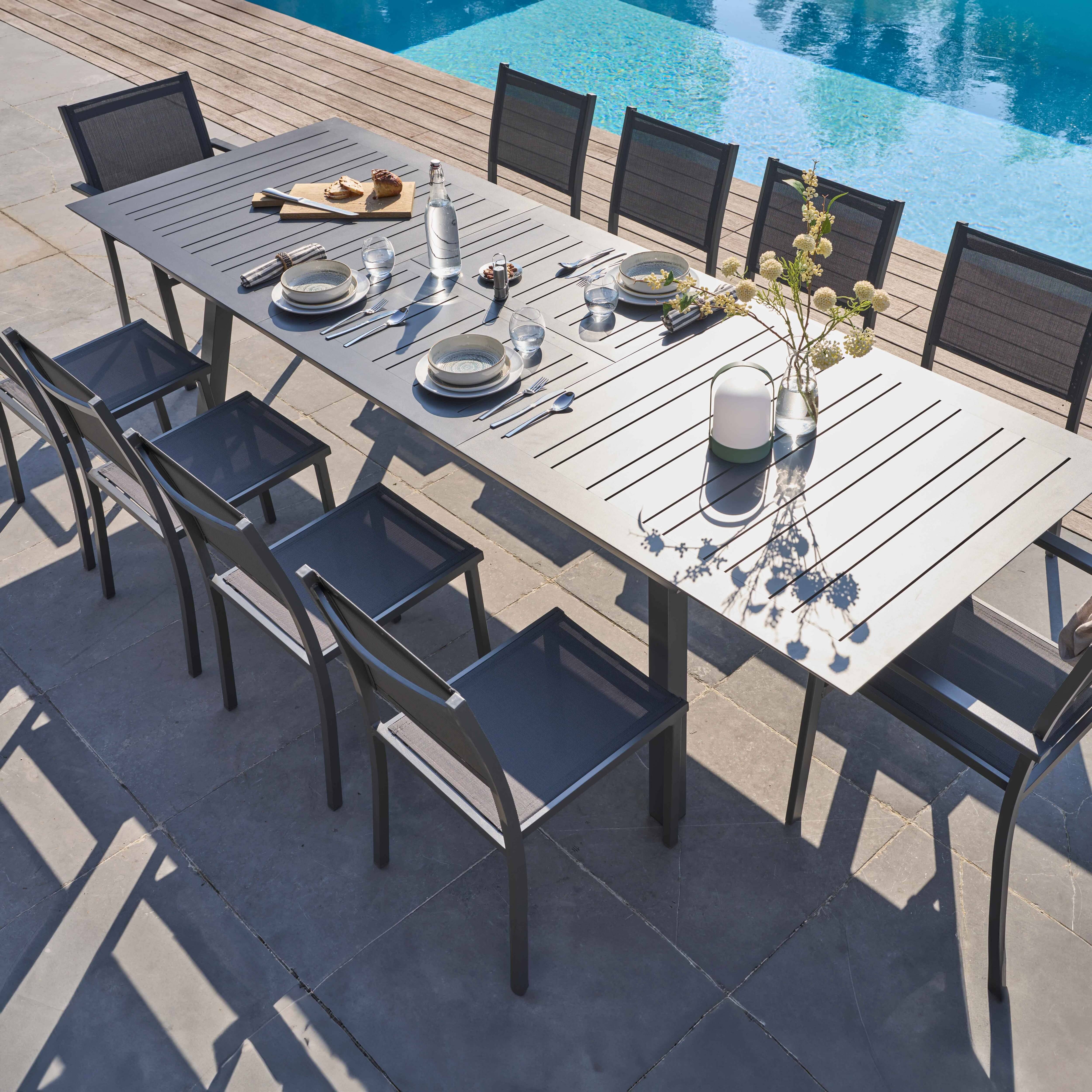 Oviala - Ensemble table de jardin extensible et 10 chaises en aluminium gris Olympe - Oviala - Image 6