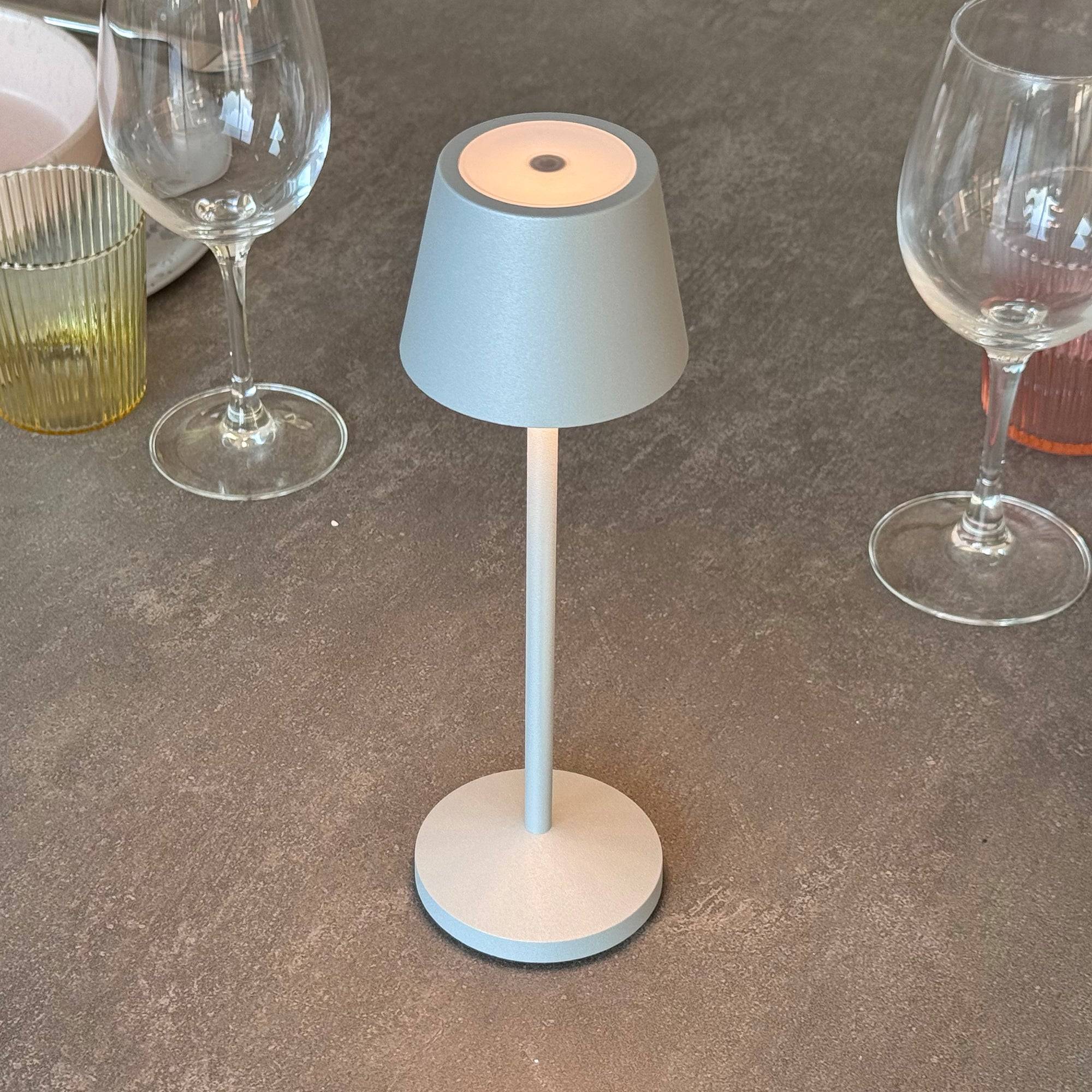 Lumisky - 9 Lampes de table EMILY Gris clair + base de chargement - Image 7