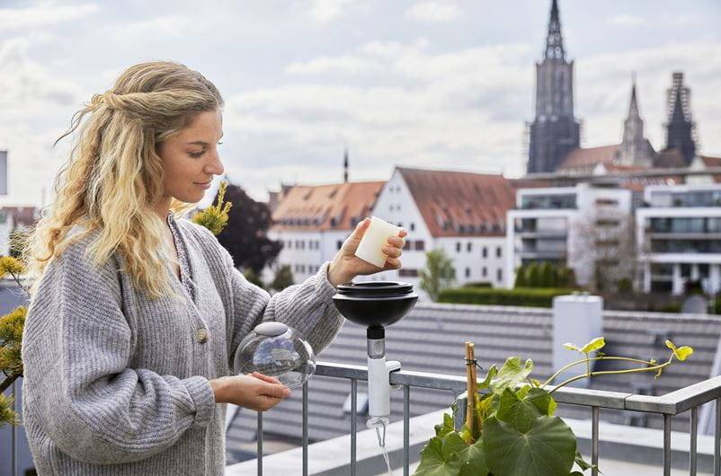 Gardena - Lanterne ronde ClickUp! - compatible avec manche ou support pour balcon ClickUp! Gardena - Image 4