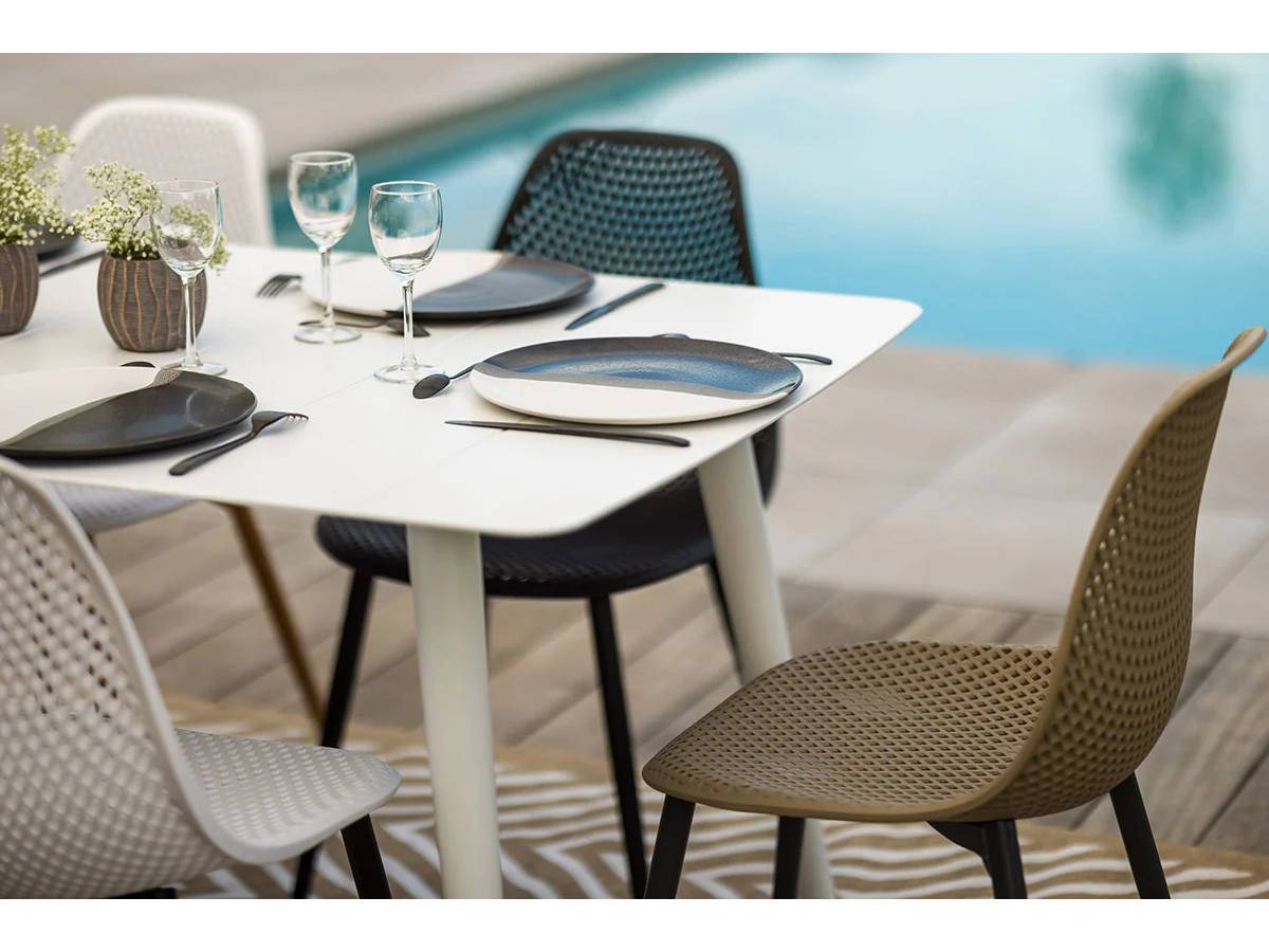 Table de jardin rectangulaire en aluminium blanc Corfou avec 4 chaises Malte - 4 places - Jardiline - Image 3