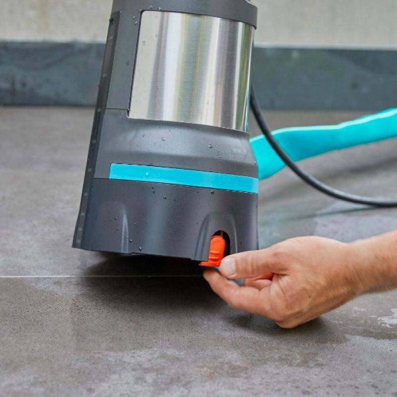 Gardena - Pompe d'évacuation pour eaux claires 11000 AquaSensor - 450 W - GARDENA - 9034-20 - Image 3