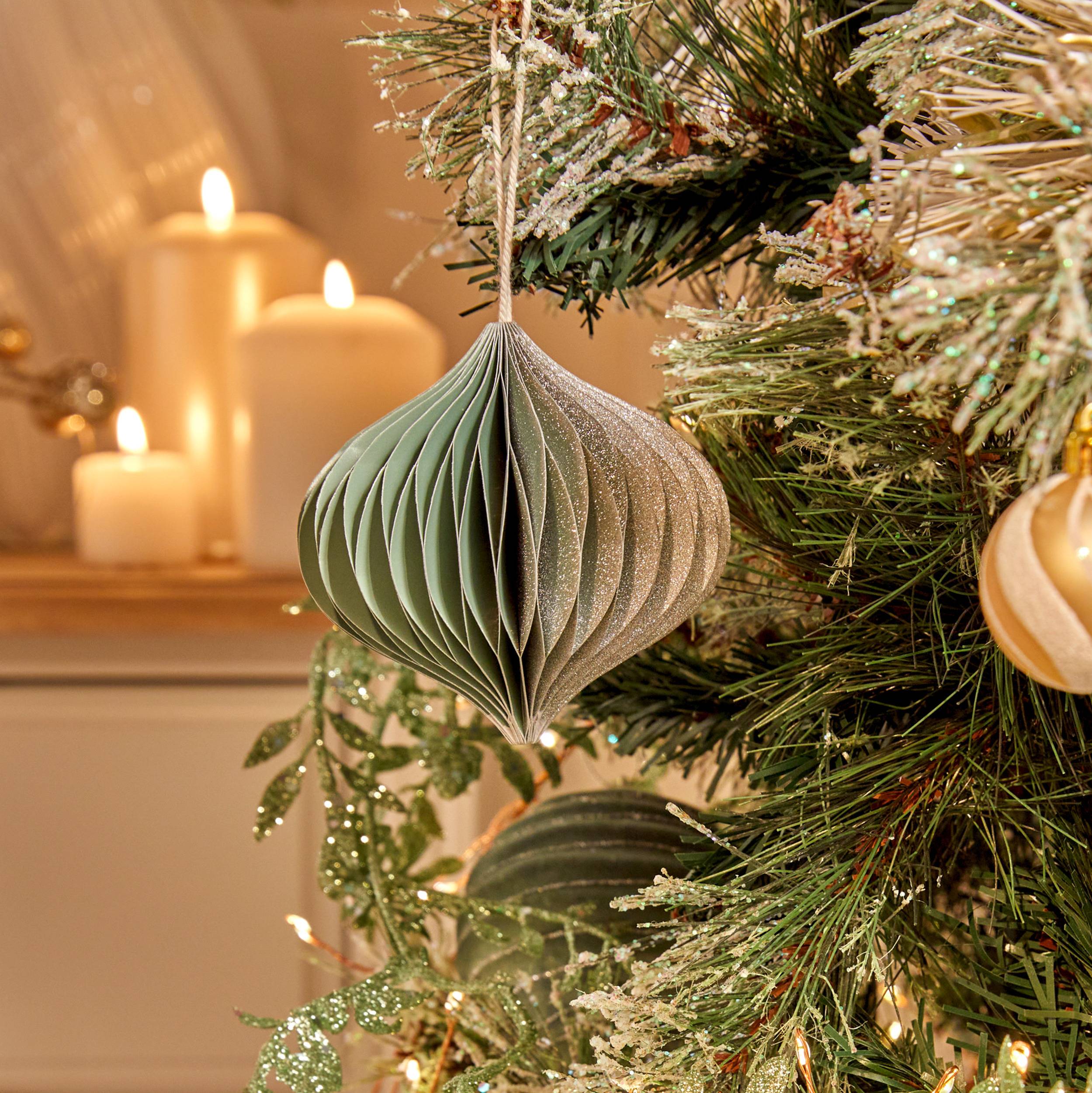 Atmosphera - Boule de Noël origami vert 90mm - Atmosphera Créateur d'intérieur - Image 1