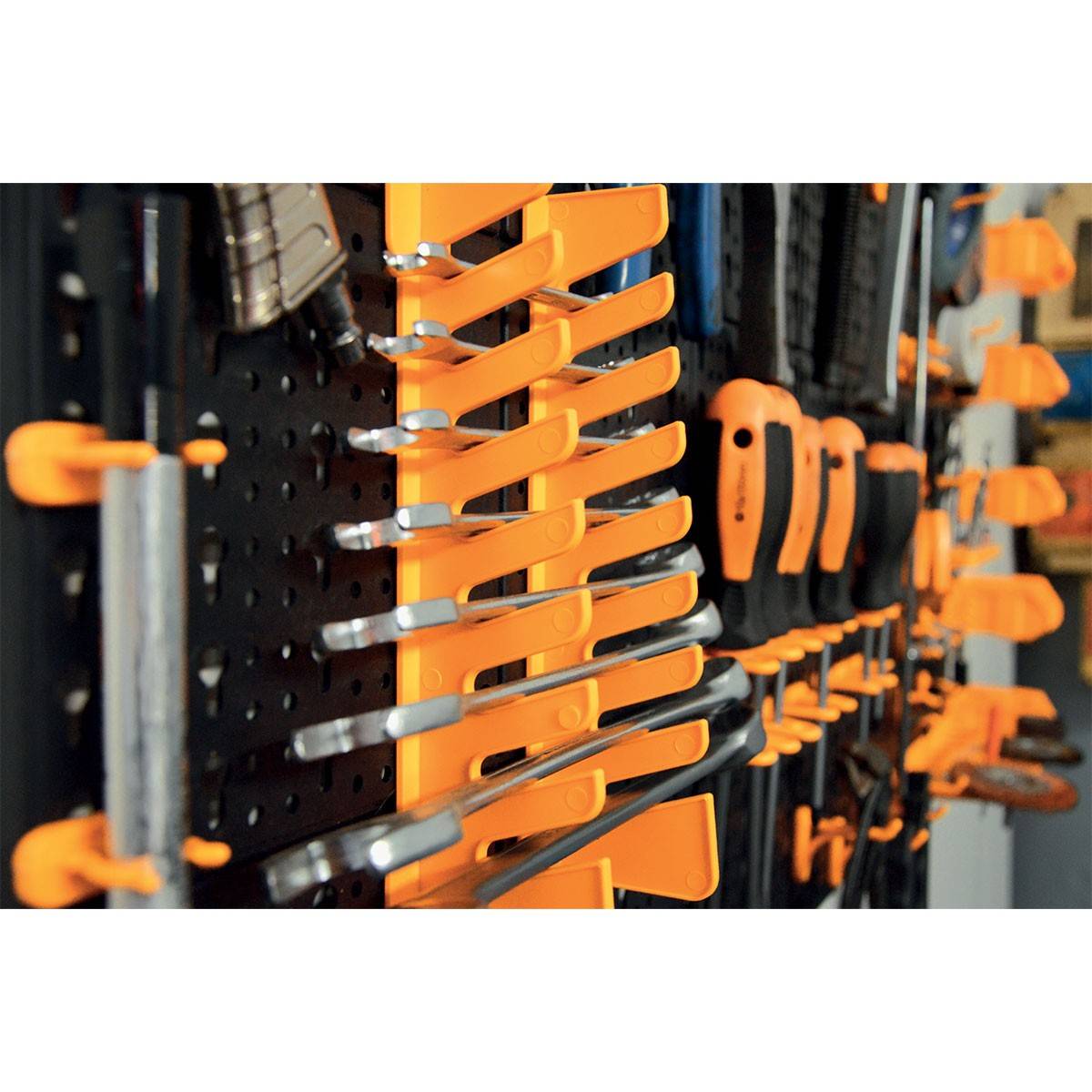 Panneau porte Outils 66 x 78 x 1.7cm 4 panneaux perforés 15 petits - 12 grands bacs 38 Crochets Etagère murale - Image 4