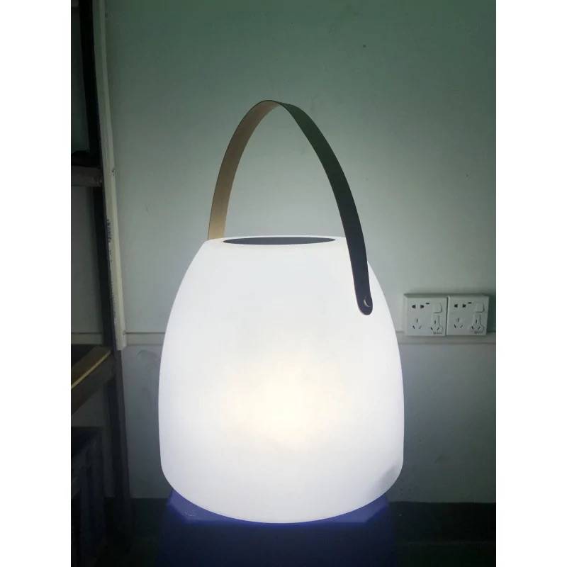 Chalet & Jardin - Lampe solaire musicale nomade – LED & Bluetooth - Châlet-Jardin - Image 1